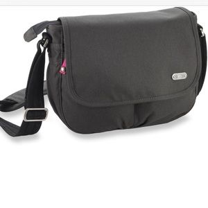 REI Women’s Brookdale Messenger